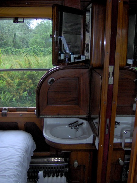 Nuit dans un ancien wagon lits de l'Orient Express Im000416