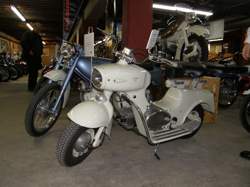vintage moto P2020221