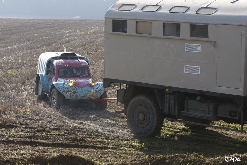 Dur, Dur de pousser ce camion !!! _mg_0411