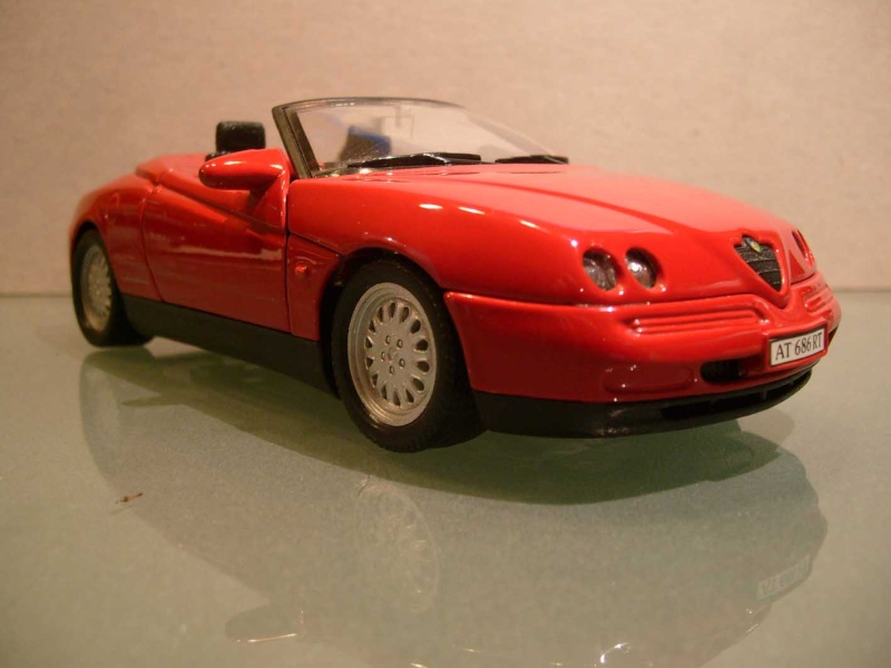 Modell in 1:24 und 25 Alfa Romeo S6306626