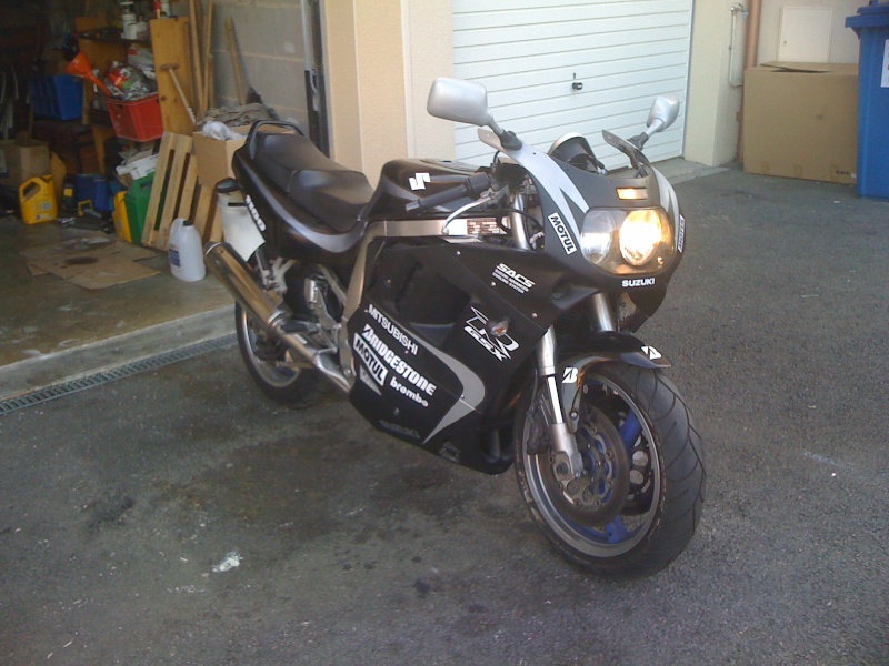 VOICI MON gex 1100 R de 1991 Img_0111