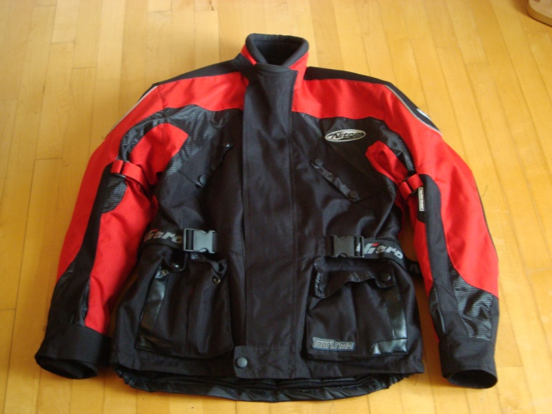 manteau et salopette pour ski doo 00311