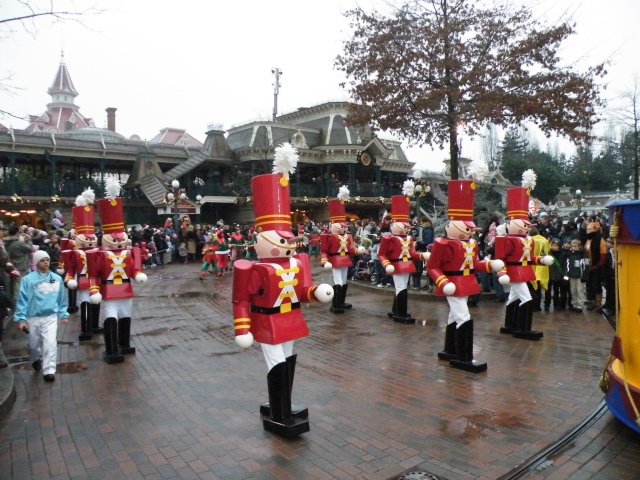 vos photos de disneyland paris Dscf1610