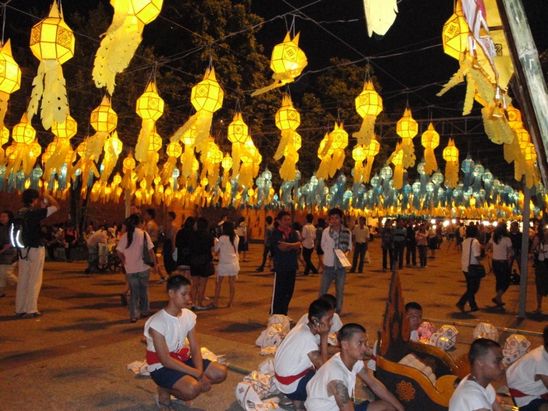Loy Krathong, Festival des Lumières Dsc00010