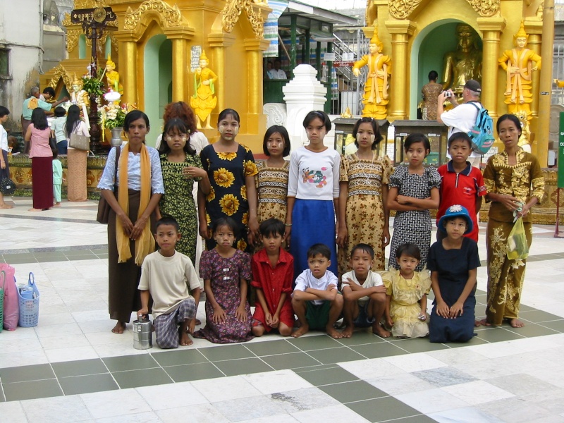 Instants à la Pagode Shwedagon Img_0217