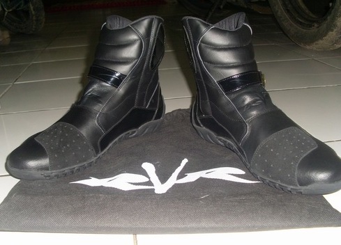 Jual Sepatu Touring Rvr210