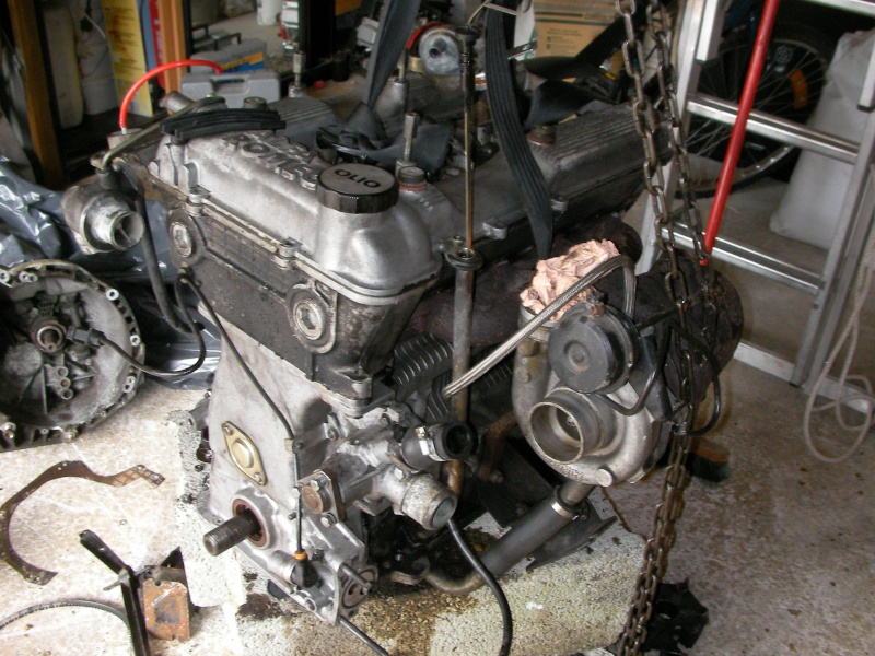 155 V6 + turbo par -le pointu-(1) - Page 30 Sany0040