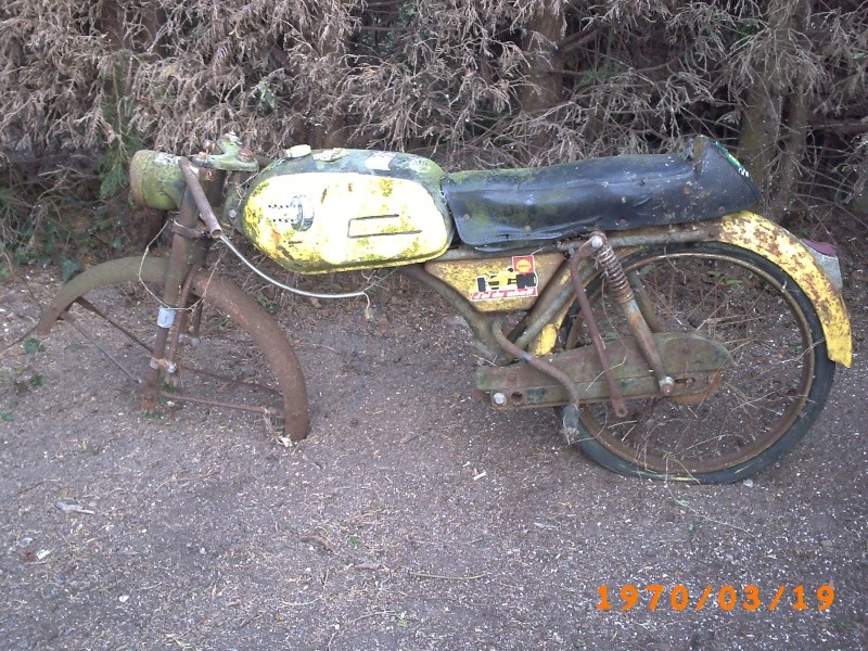 quel est le model de cette moto Pict0110
