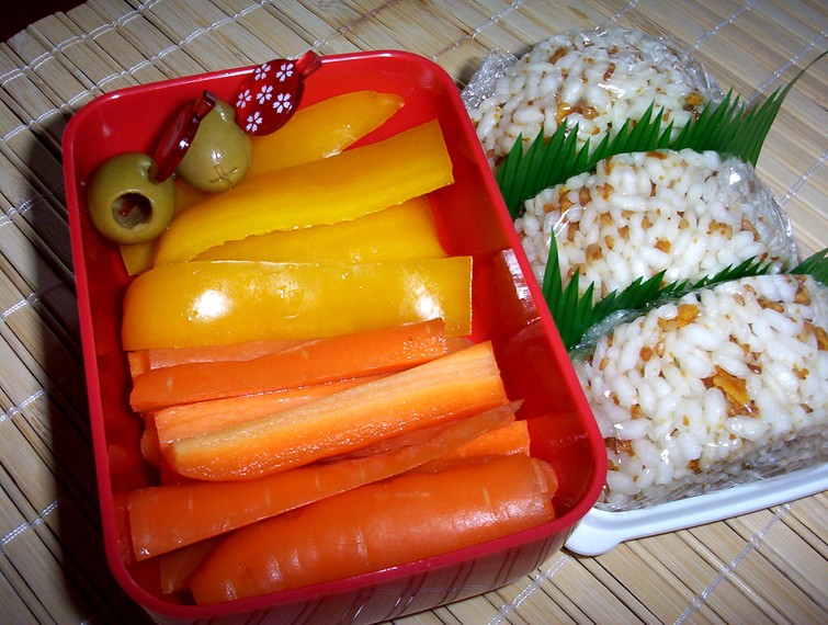 Cyntilla's Bento Appreciation Gallery [Agg. 12/09] - Pagina 12 B6310