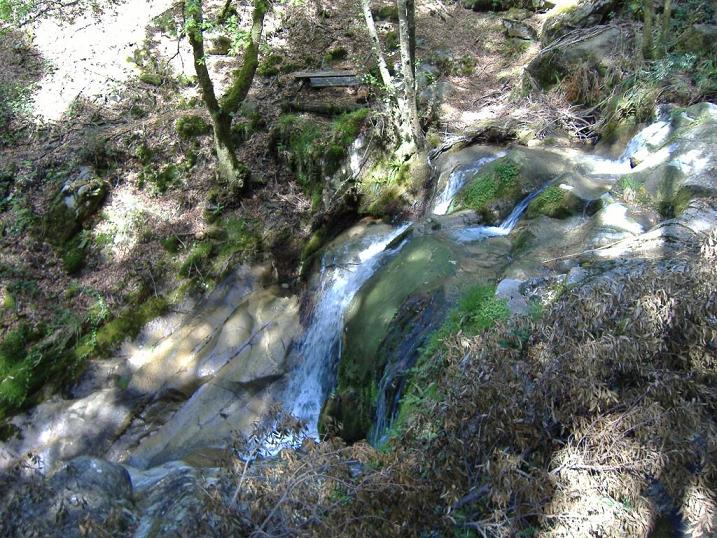 Descenso Rio Fraga dende arriba polas cascadas Dscf0217