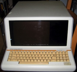Relíquias da informática que fizeram sucesso na década de 70 Genrad10