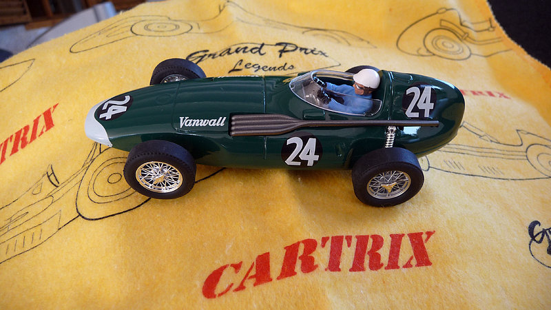 F1 cartrix laquelle choisir Vanwal11