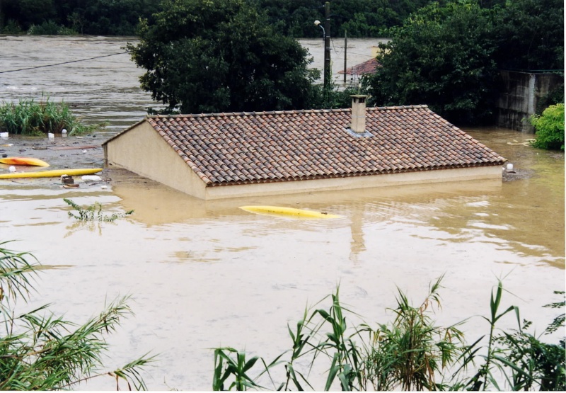 2002 et la furie des eaux dans le Gard Gardon10