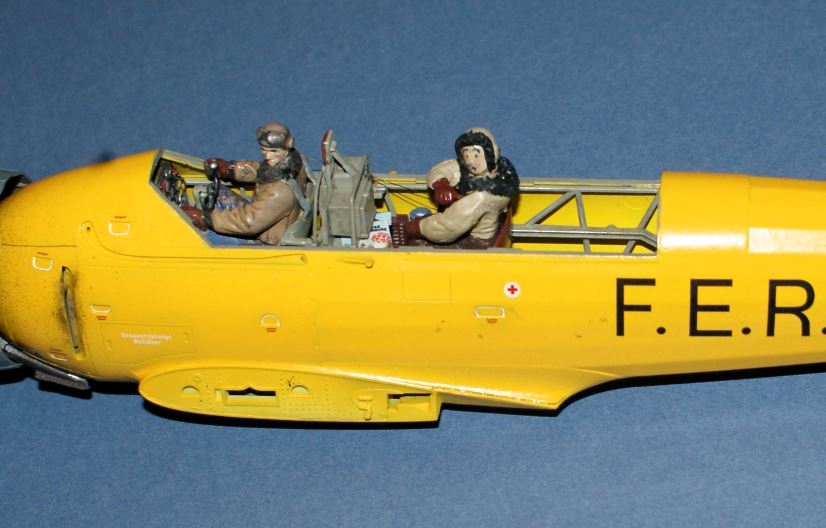 Arado AR196 Italeri 1x48 - Page 2 Tintin10