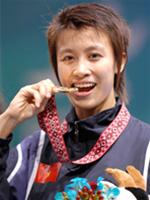 Vũ Nguyệt Ánh đoạt huy chương vàng & đăng quang ngôi vô địch karate ASIAD tại SEA Games 23 Va_ngu11