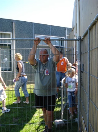 2007, zondag: de poort gaat open Dsc00714