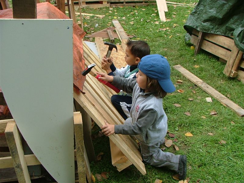Dukendam 2008: De huttenbouwers Dscf5671