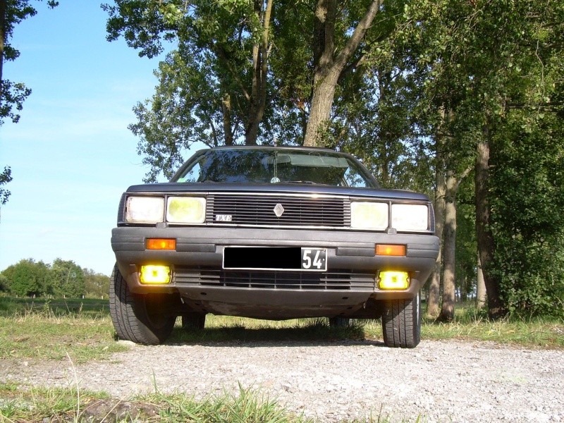 Ma Renault 11 TXE Electronic 3 portes Dscn1814
