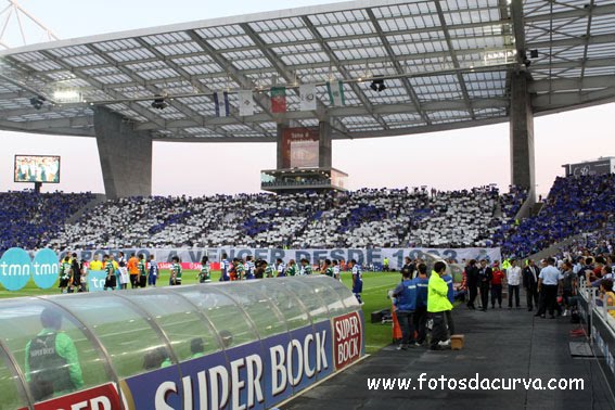 FC Porto 1-0 Sporting: "Um clássico também entre claques" Sper10