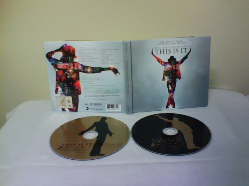 This is It DVD e blu-ray DVD collector's edition-in vendita dal 23 Febbraio - Pagina 2 P27-1016