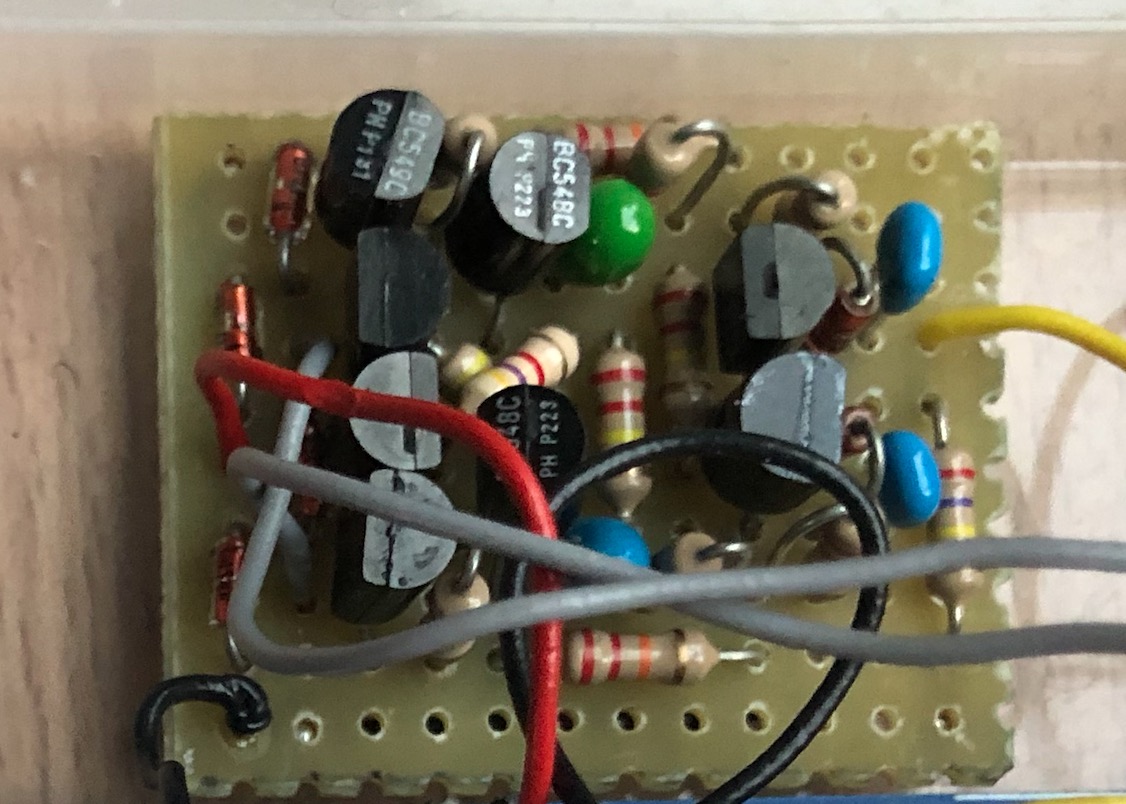 Un projet de compteur geiger à transistors - Page 2 Captu521