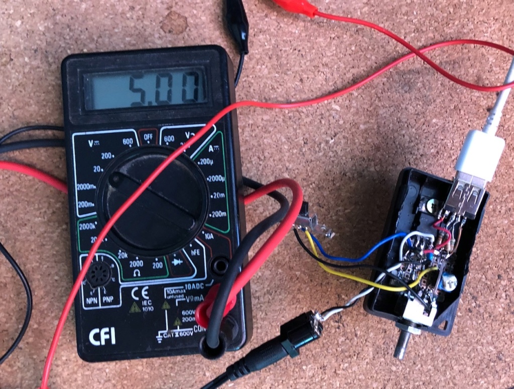 électronique - Mise en pratique et échanges autour de la réparation électronique : le Repair Café - Page 2 Captu760