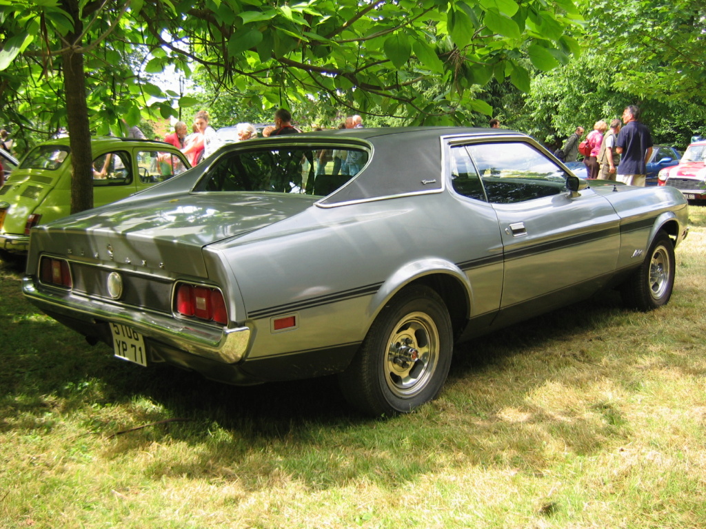 La Mustang Grande 1969-73, du luxe....sportif. Img_5711