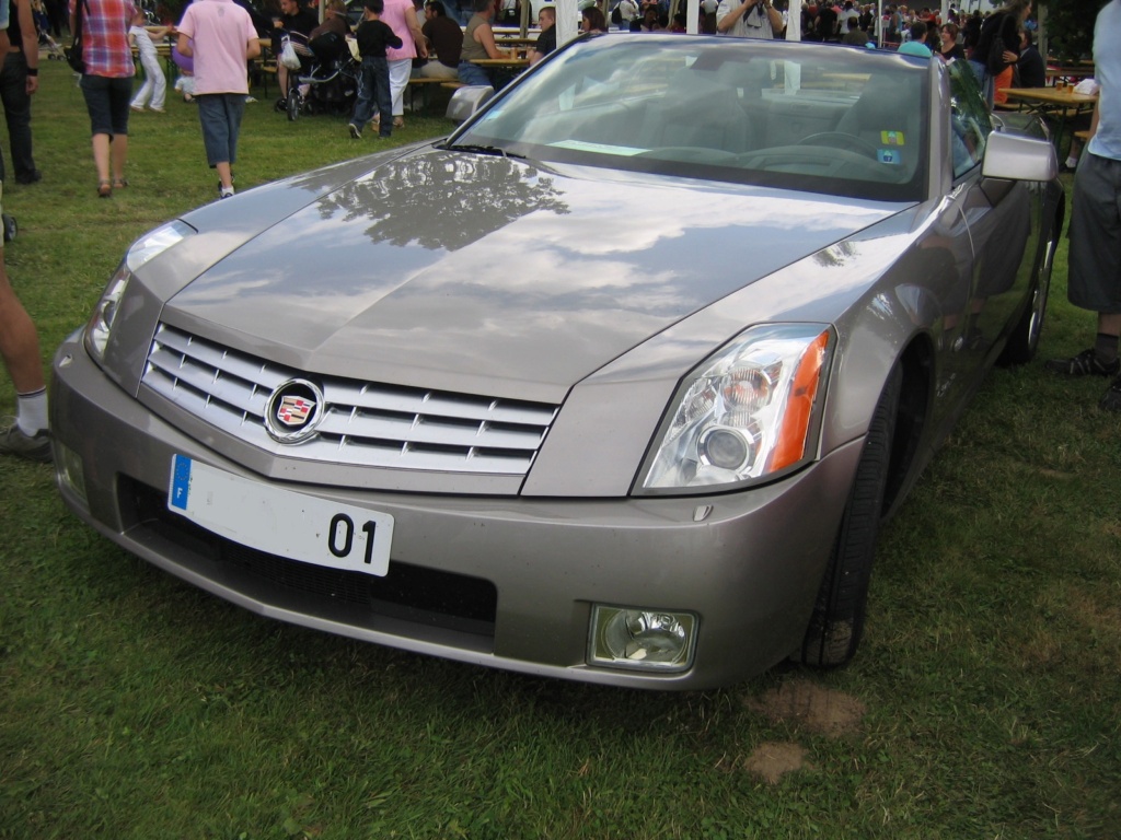 Vous souvenez-vous de la… Cadillac XLR ? Img_7011