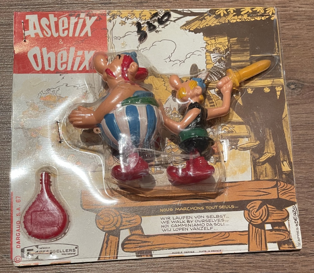 Ma collection de figurines Astérix et obelix  - Page 3 Img_3210