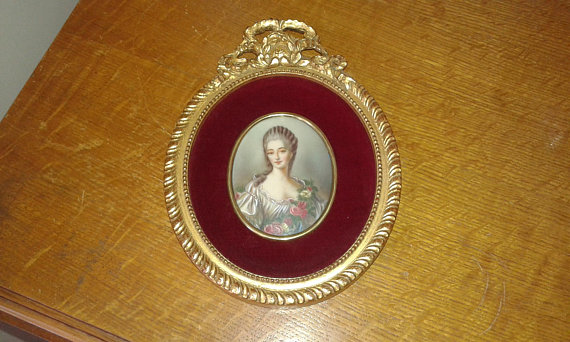 Marie-Antoinette : miniatures XIXè siècle, et après - Page 3 Il_57010