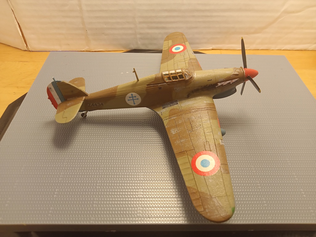 [Airfix] 1/72 - Hawker Hurricane Mk I Trop/ Groupe Bretagne FAFL 1942  (VINTAGE) Img20640
