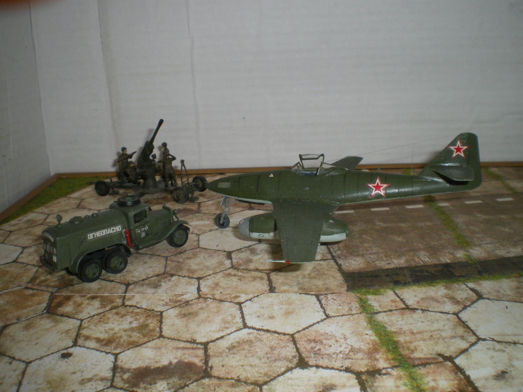 Messerschmitt Me 262A-1A a la sauce Soviet 1945/46 / Airfix Imgp0158