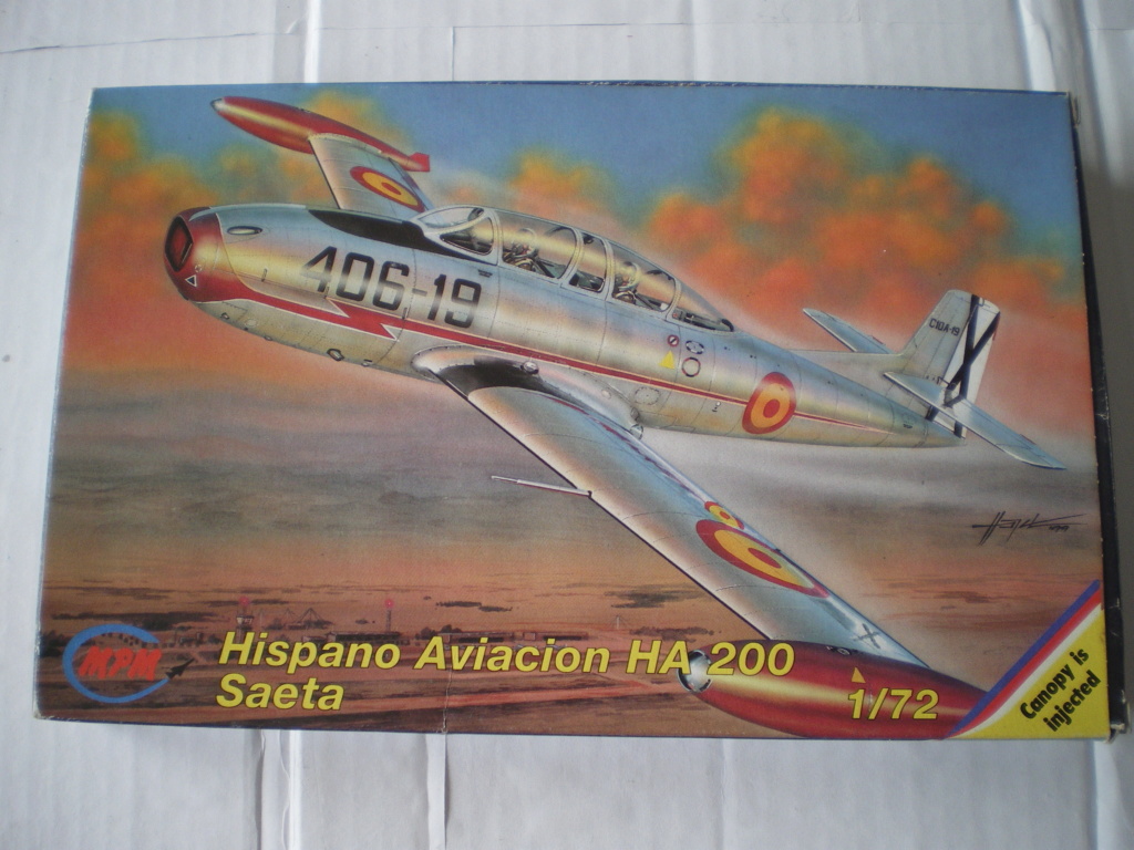 [MPM] Hispano Aviacion HA 200 Saeta / Espagne 1975 Imgp0608