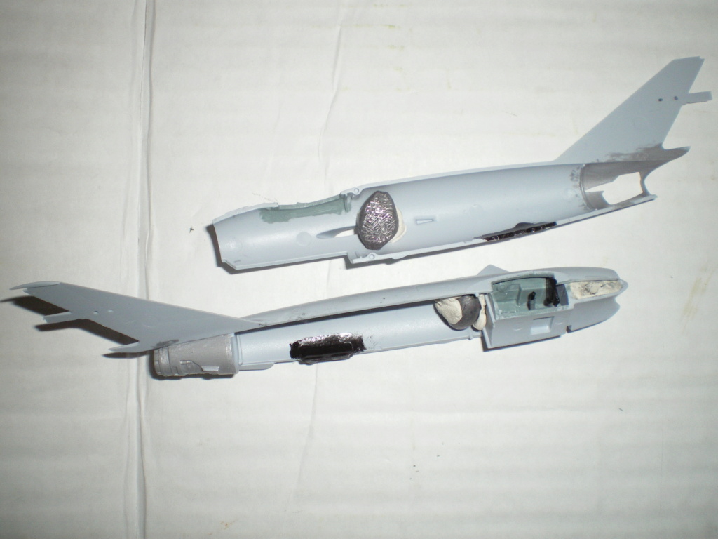 [Airfix] Mig 17F / Mongolie 1966 / FINI Imgp0653