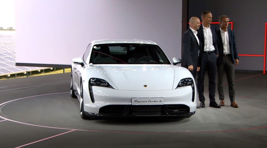 Porsche Taycan date officielle 3captu11