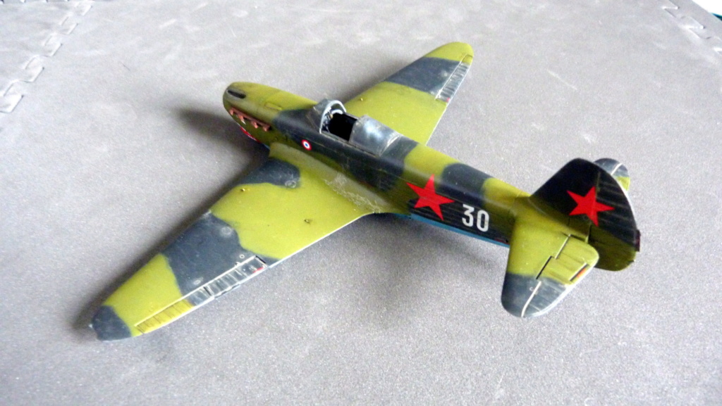 [Concours " L’Aviation Russe"] YAK-1b. - Eduard (Profipack) - 1/48   FINI. - Page 3 P1140059