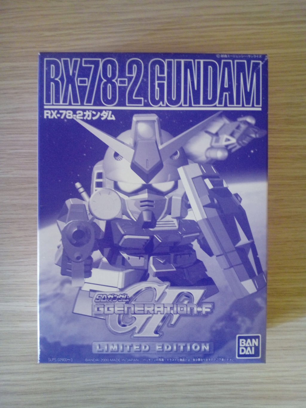 GUNDAM RX-78-2 * Model kit * BANDAI 2000 * Limited Edition Img_2035