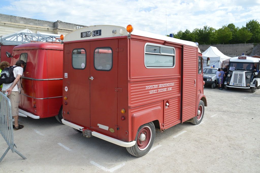 un vieux Citroën HY à sauver - Page 4 35015310