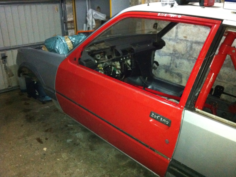 Réplique 205GTI GrN J.L.Riblet 1985 613