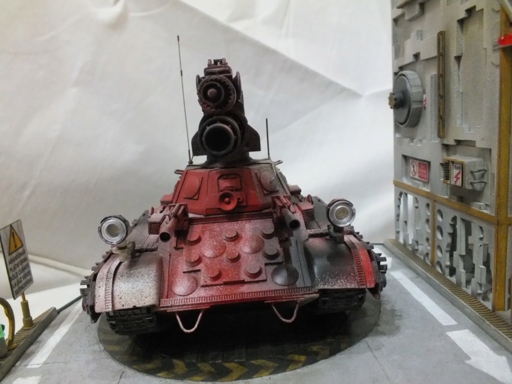 MT: La Fábrica de Tanques Dscf0646