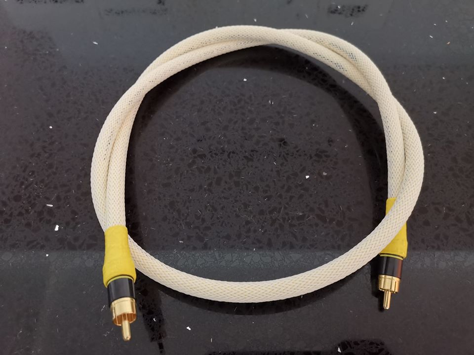 XLO/VDO ER-1C Digital coaxial 75 ohm cable - sold 79777710