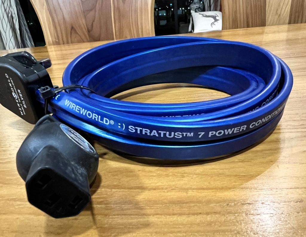 Wireworld Stratus 7 Power Cord Img_0423