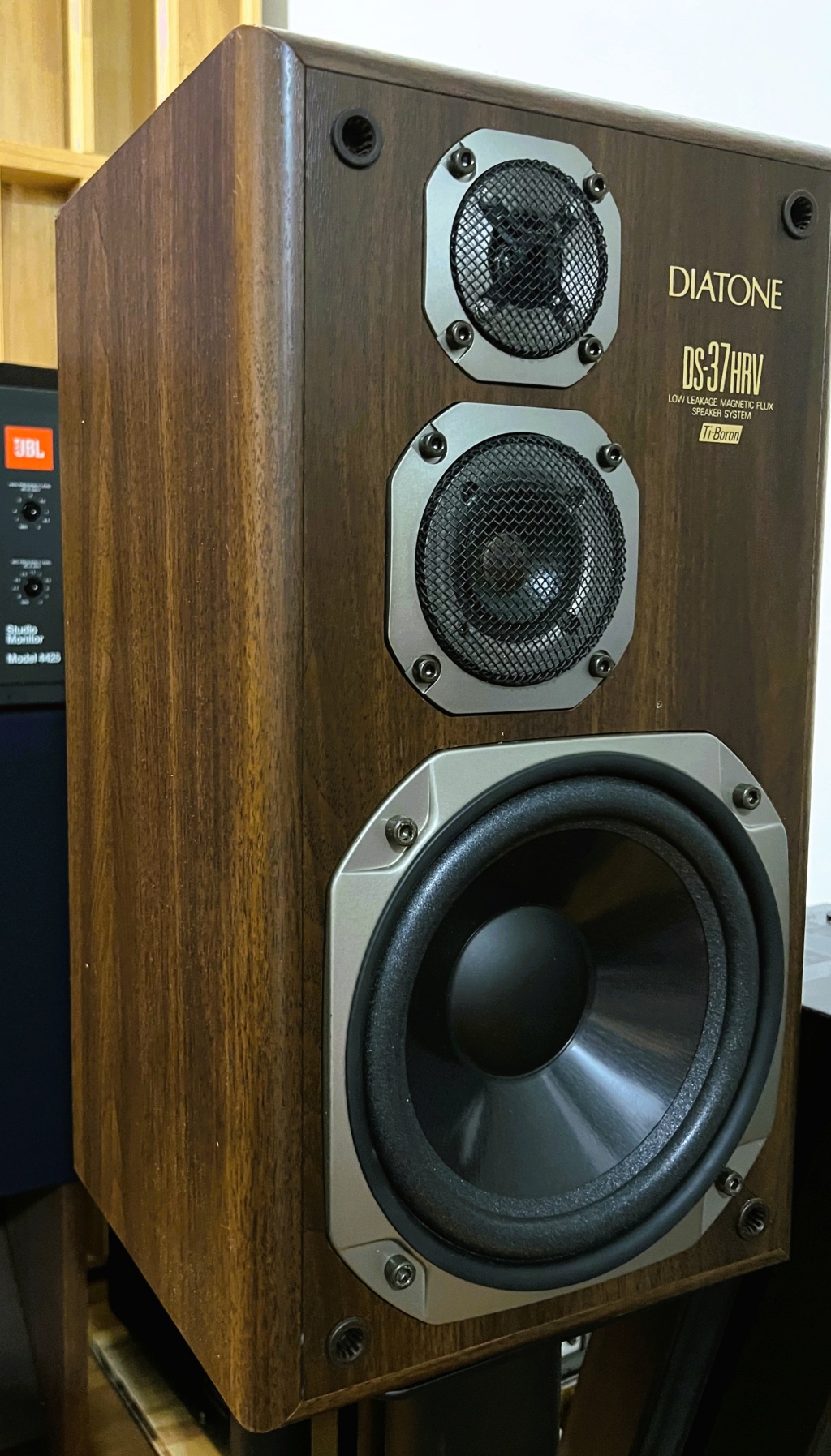 Diatone DS-37HRV Speaker (sold) Img_0510