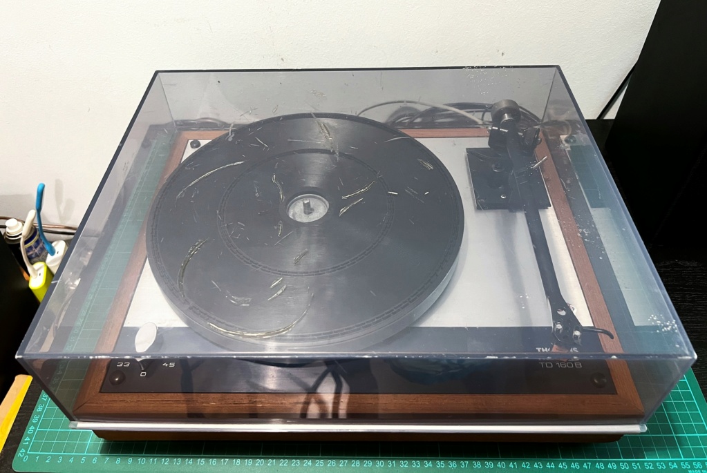 Thorens TD160B Turntable with Rega RB300 Tonearm Mk1 (sold) Img_2422