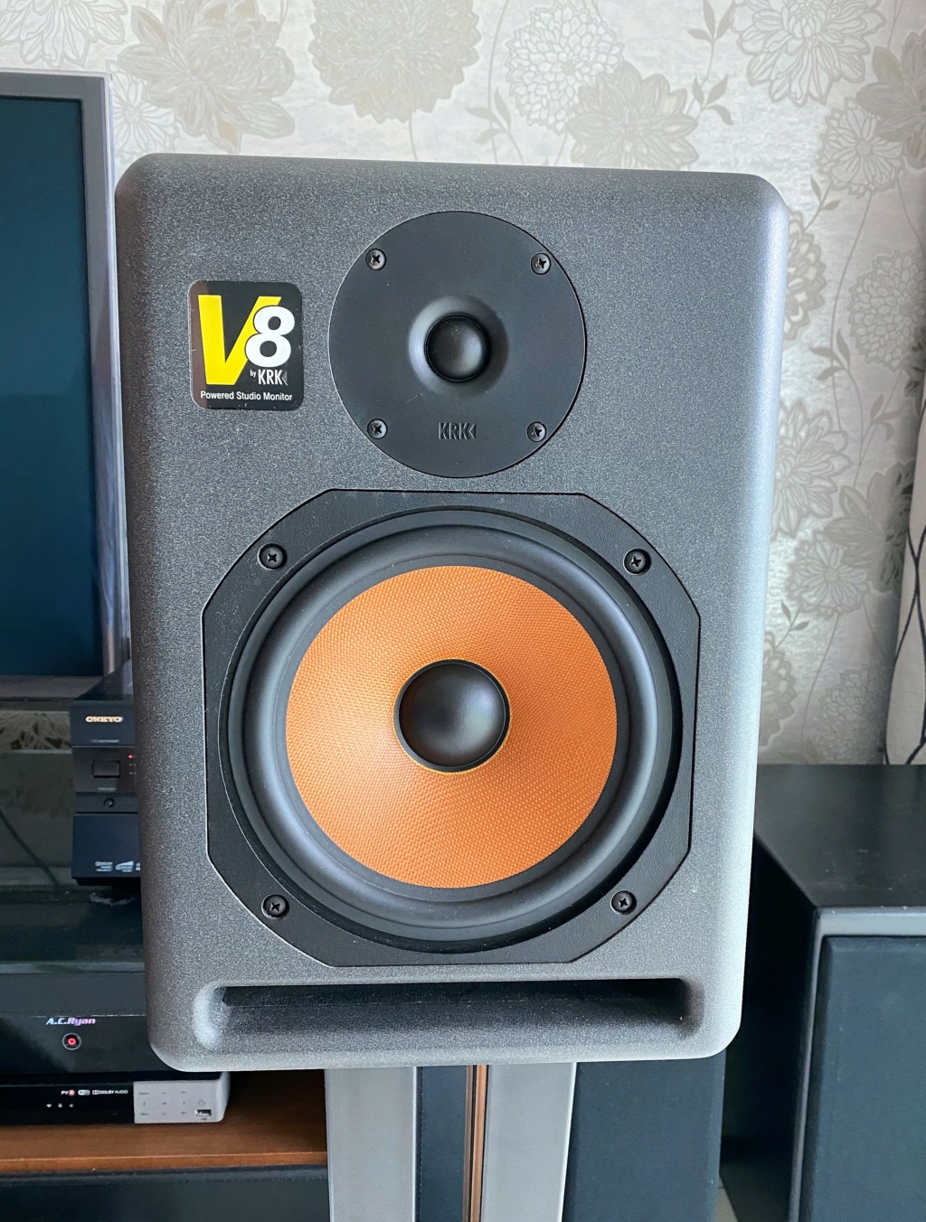 KRK V8 S1 Active Studio Monitors (sold) Img_5821