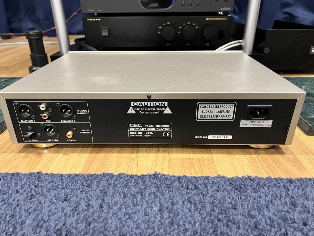 CEC CD3300 CD Player