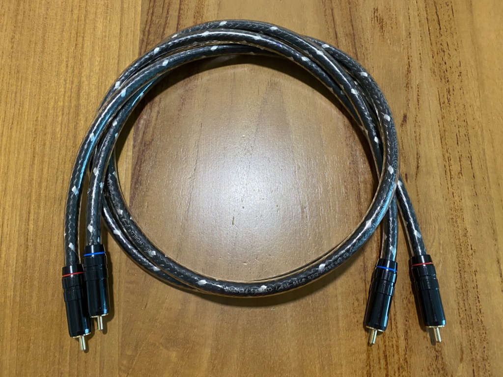 Wireworld Eclipse II RCA Interconnect cable (sold) Img_5912