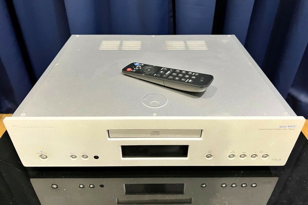 Cambridge Audio 840C CD Player with upsampling. (sold) Img_5917