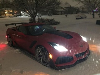 ZR1 dans la neige Zr1_110