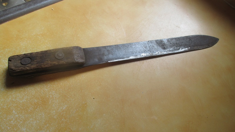 Restauration d'un manche de couteau artisanal 1-zota10